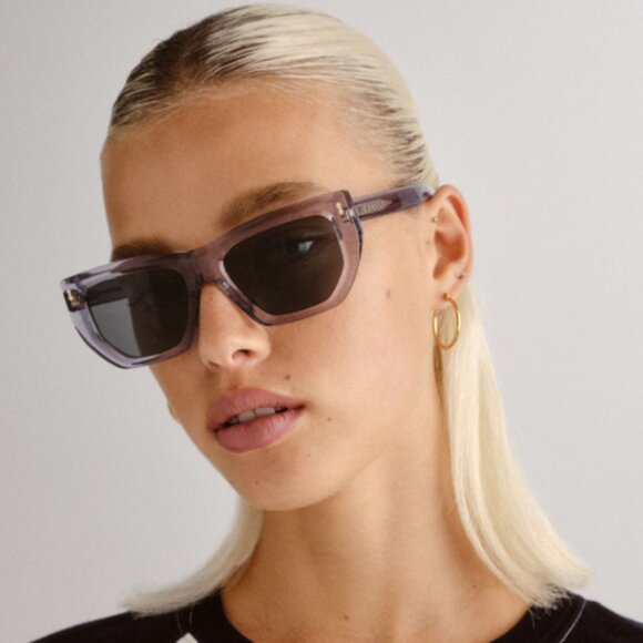 NEW GG1520S 004 WOMEN GRAY CLEAR SUNGLASSES GUCCI - Picture 1 of 10